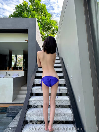 【2023-08-04】the best thrill having sex in toilet.m4v